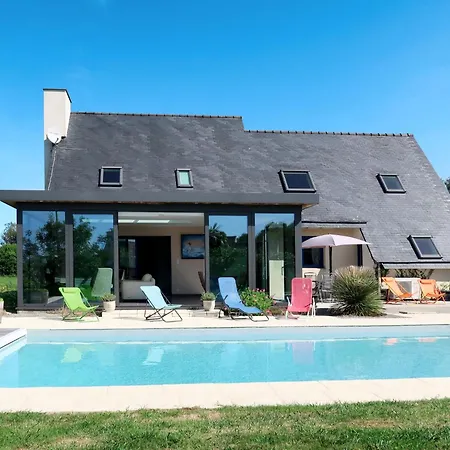 بيت للعطل La Hutte De Panoramix By Interhome Cast
